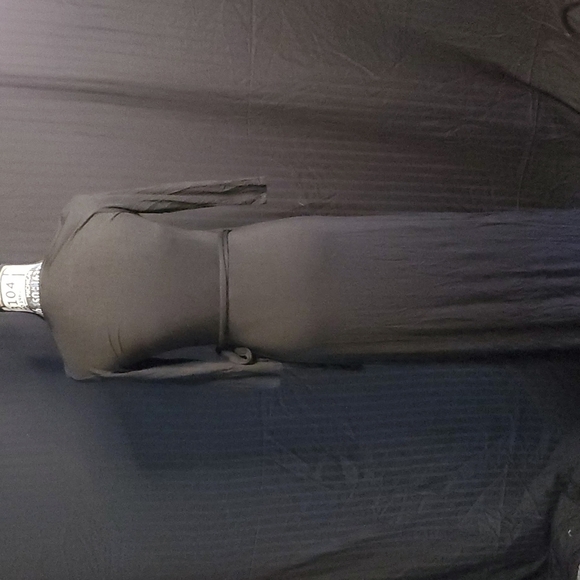 FOREVER 21 Black Wrap around dress size small - Picture 3 of 3